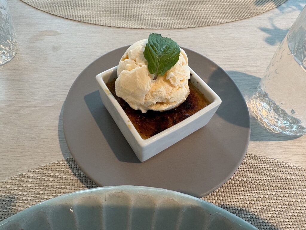 さんぴん茶のクレームブリュレ